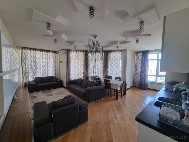 3 otaqlı yeni tikili - 8 Noyabr m. - 158 m² (16)