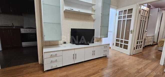 2 otaqlı köhnə tikili - Azadlıq Prospekti m. - 60 m² (1)
