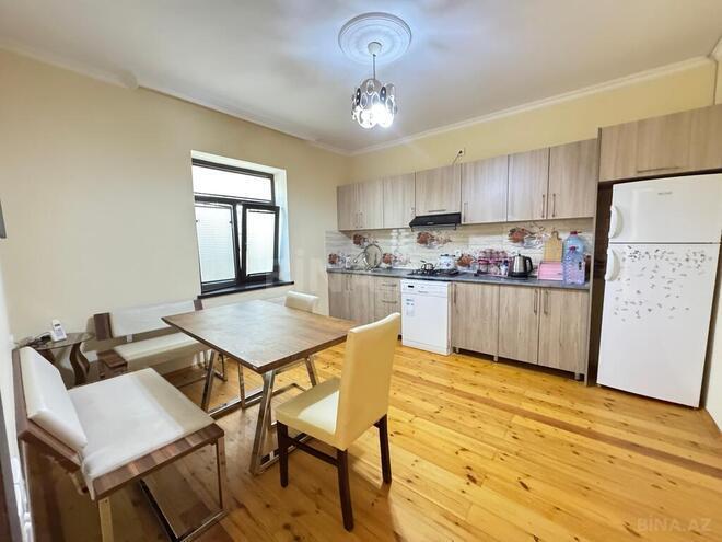 4 otaqlı həyət evi/bağ evi - Nardaran q. - 200 m² (11)