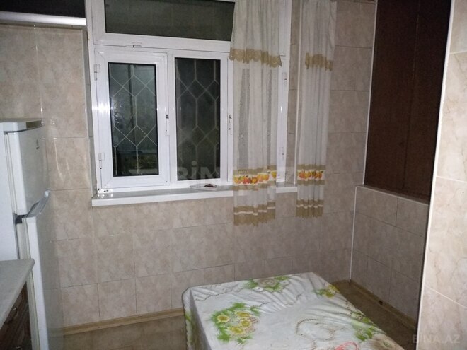2 otaqlı köhnə tikili - İnşaatçılar m. - 50 m² (4)