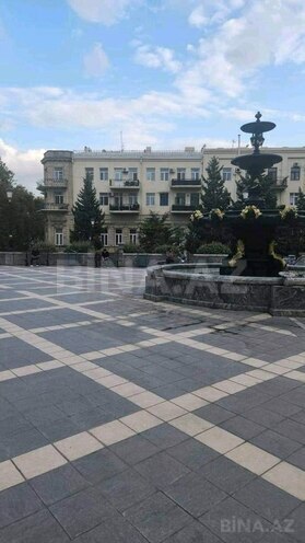 4-комн. вторичка - м. 28 мая - 110 м² (3)
