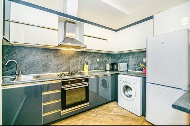 1-комн. новостройка - м. 28 мая - 60 м² (2)