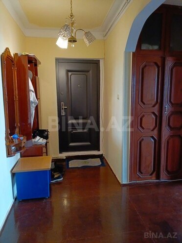 3 otaqlı köhnə tikili - 8 Noyabr m. - 76 m² (1)