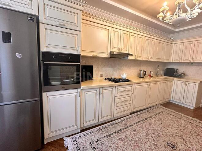 3-комн. новостройка - м. Кара Караев - 130 м² (1)