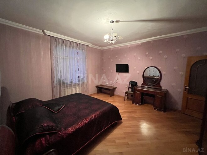 3-комн. новостройка - м. 8 ноября - 134 м² (11)
