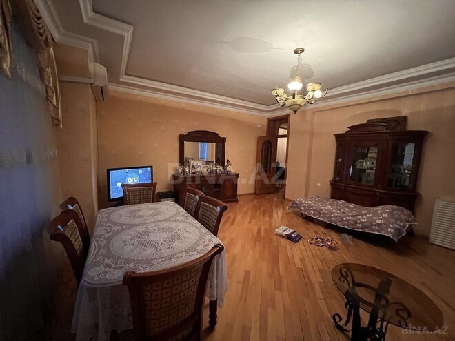 3-комн. новостройка - м. 8 ноября - 134 м² (2)