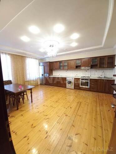 6-комн. дом/дача - пос. Бина - 454.6 м² (11)
