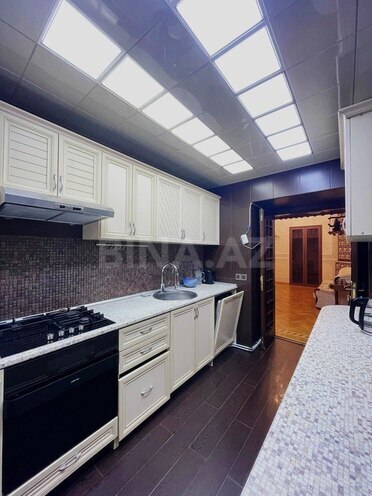 3 otaqlı köhnə tikili - İçəri Şəhər m. - 130 m² (6)