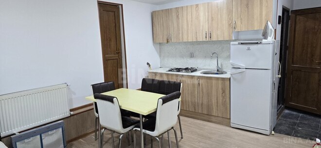 1 otaqlı həyət evi/bağ evi - 28 May m. - 25 m² (3)