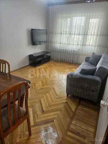 2 otaqlı köhnə tikili - Azadlıq Prospekti m. - 65 m² (1)