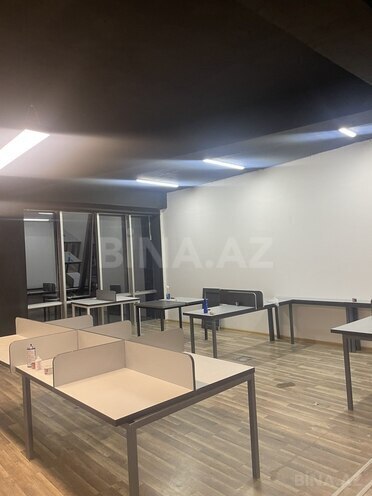 5 otaqlı ofis - Elmlər Akademiyası m. - 300 m² (1)