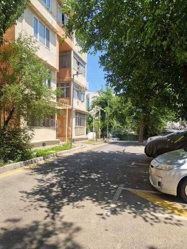 2 otaqlı köhnə tikili - Qara Qarayev m. - 56 m² (1)