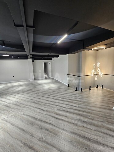 Obyekt - Ağ şəhər q. - 235 m² (12)