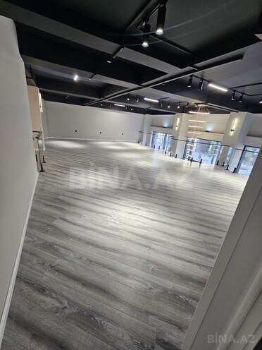 Obyekt - Ağ şəhər q. - 235 m² (7)