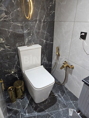 Obyekt - Ağ şəhər q. - 235 m² (14)