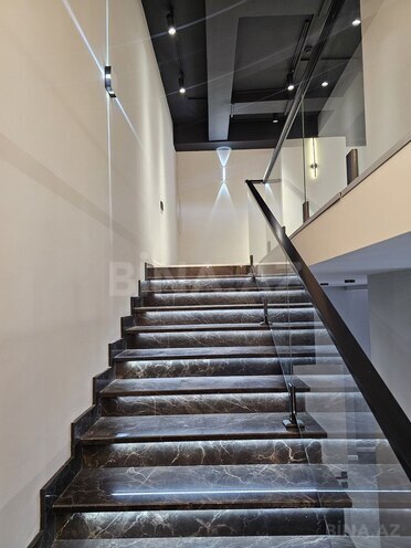 Obyekt - Ağ şəhər q. - 235 m² (23)
