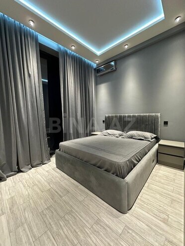 5 otaqlı həyət evi/bağ evi - Novxanı q. - 450 m² (6)