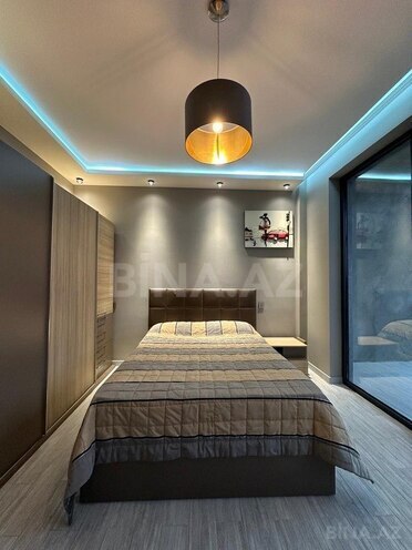 5 otaqlı həyət evi/bağ evi - Novxanı q. - 450 m² (11)