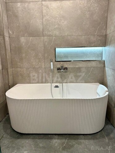 5 otaqlı həyət evi/bağ evi - Novxanı q. - 450 m² (19)