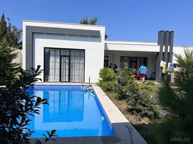 3 otaqlı həyət evi/bağ evi - Mərdəkan q. - 220 m² (1)