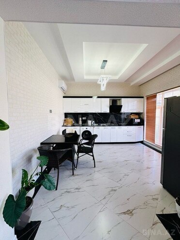 4 otaqlı həyət evi/bağ evi - Mərdəkan q. - 240 m² (13)
