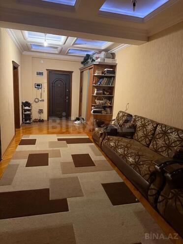 3 otaqlı yeni tikili - 20 Yanvar m. - 138 m² (2)