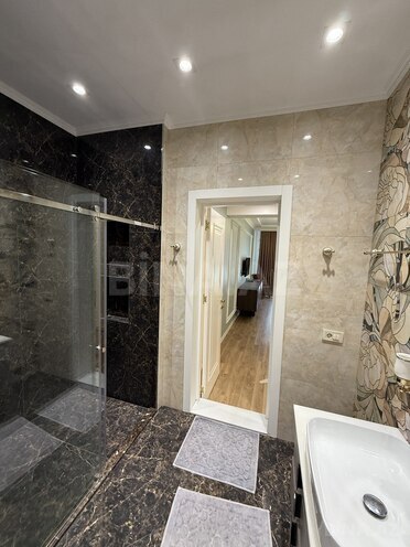 3-комн. новостройка - м. 28 мая - 140 м² (28)