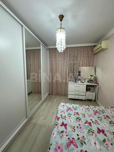Satılır 4 otaqlı köhnə tikili 110 m², İnşaatçılar m., photo 3 from 13