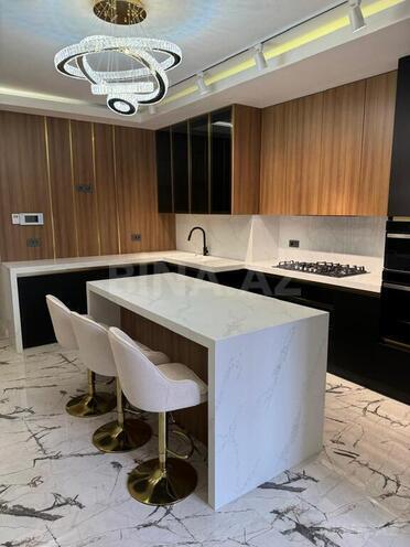 3-комн. новостройка - м. 28 мая - 170 м² (11)