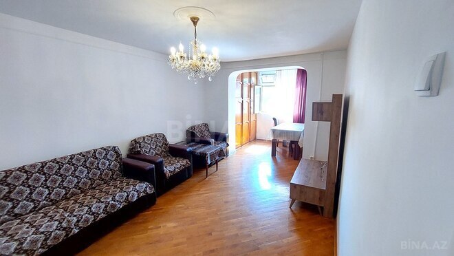 3-комн. вторичка - м. Иншаатчылар - 70 м² (1)