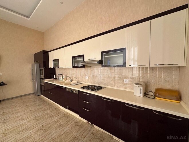 5 otaqlı həyət evi/bağ evi - Mərdəkan q. - 250 m² (21)