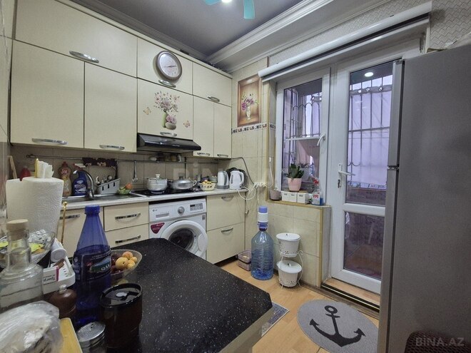 4-комн. вторичка - м. Азадлыг проспекти - 100 м² (19)