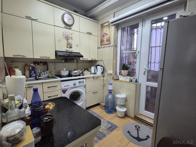 4-комн. вторичка - м. Азадлыг проспекти - 100 м² (20)