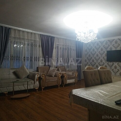 4 otaqlı köhnə tikili - İnşaatçılar m. - 110 m² (1)