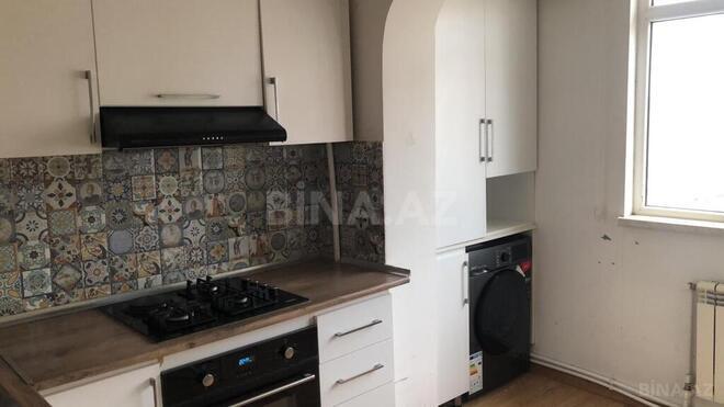2 otaqlı köhnə tikili - İnşaatçılar m. - 65 m² (14)