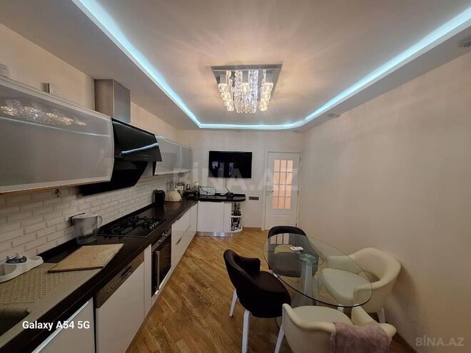 3 otaqlı yeni tikili - 8 Noyabr m. - 130 m² (3)