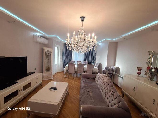 3 otaqlı yeni tikili - 8 Noyabr m. - 130 m² (1)