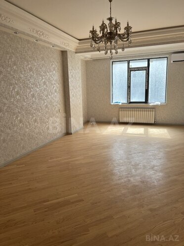 4 otaqlı yeni tikili - Şah İsmayıl Xətai m. - 200 m² (1)