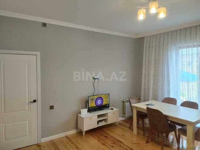 4 otaqlı həyət evi/bağ evi - Pirşağı q. - 300 m² (9)