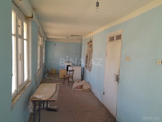 8-комн. дом/дача - пос. Горадил - 2500 м² (24)