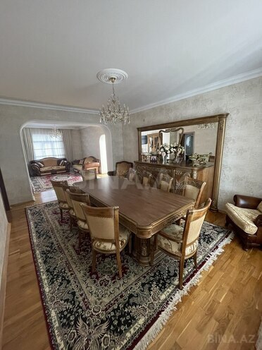 8 otaqlı həyət evi/bağ evi - Həzi Aslanov q. - 300 m² (27)