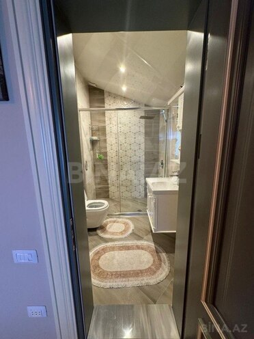 6 otaqlı həyət evi/bağ evi - Novxanı q. - 250 m² (2)