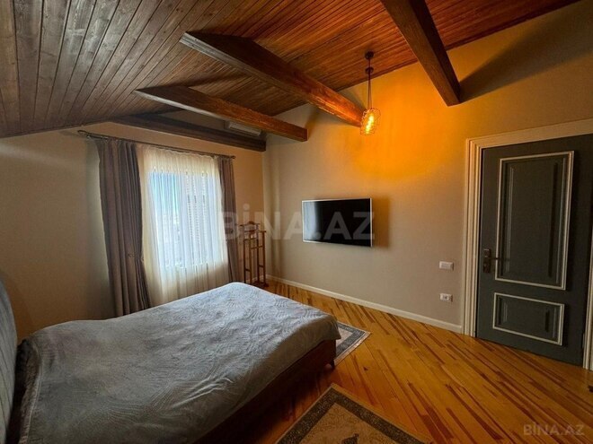 6 otaqlı həyət evi/bağ evi - Novxanı q. - 250 m² (6)