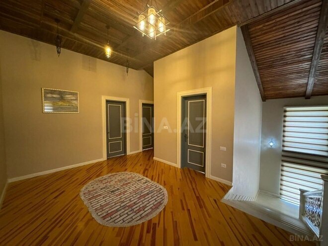 6 otaqlı həyət evi/bağ evi - Novxanı q. - 250 m² (10)