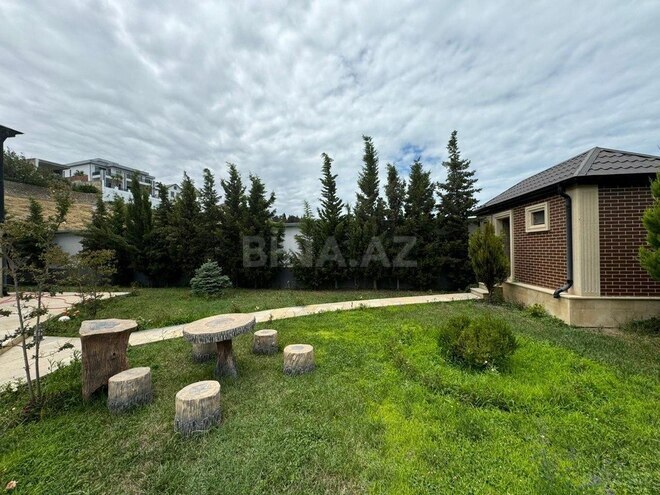 6 otaqlı həyət evi/bağ evi - Novxanı q. - 250 m² (16)