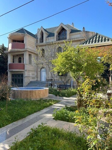 8-комн. дом/дача - пос. Новханы - 450 м² (3)