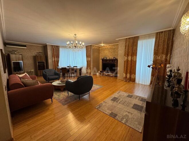 4 otaqlı yeni tikili - Şah İsmayıl Xətai m. - 210 m² (1)