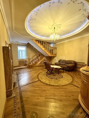 Satılır 14 otaqlı həyət evi/bağ evi 1 000 m², Badamdar q., photo 24 from 31