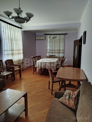 8-комн. дом/дача - пос. Новханы - 480 м² (28)