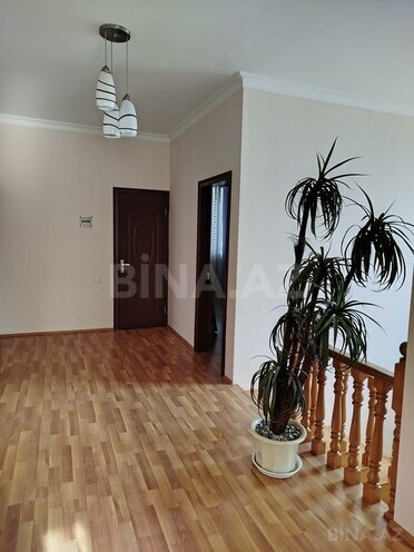 8-комн. дом/дача - пос. Новханы - 480 м² (15)